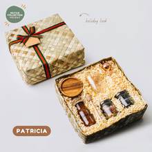 Load image into Gallery viewer, Native Rustic Holiday: Honey + Tea - 𝗣𝗔𝗧𝗥𝗜𝗖𝗜𝗔

