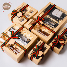 Load image into Gallery viewer, Brown Holiday: Honey + Tea - 𝗖𝗟𝗔𝗥𝗜𝗦𝗦𝗔
