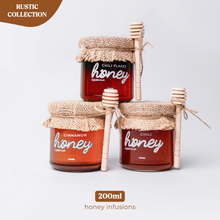 Load image into Gallery viewer, Rustic: 𝗣𝗨𝗥𝗘 𝗛𝗢𝗡𝗘𝗬 in winnie the pooh jars (125ml, 200ml)
